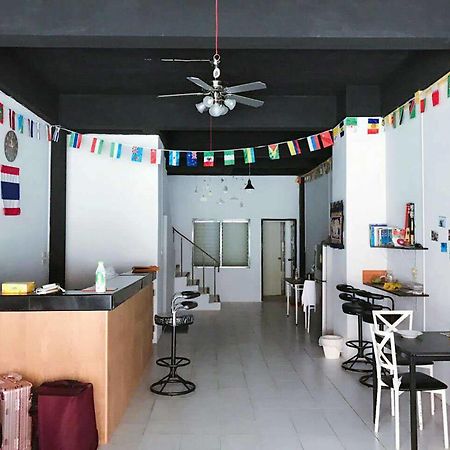 The Galiness International Backpacker Hostel Phuket Patong Экстерьер фото